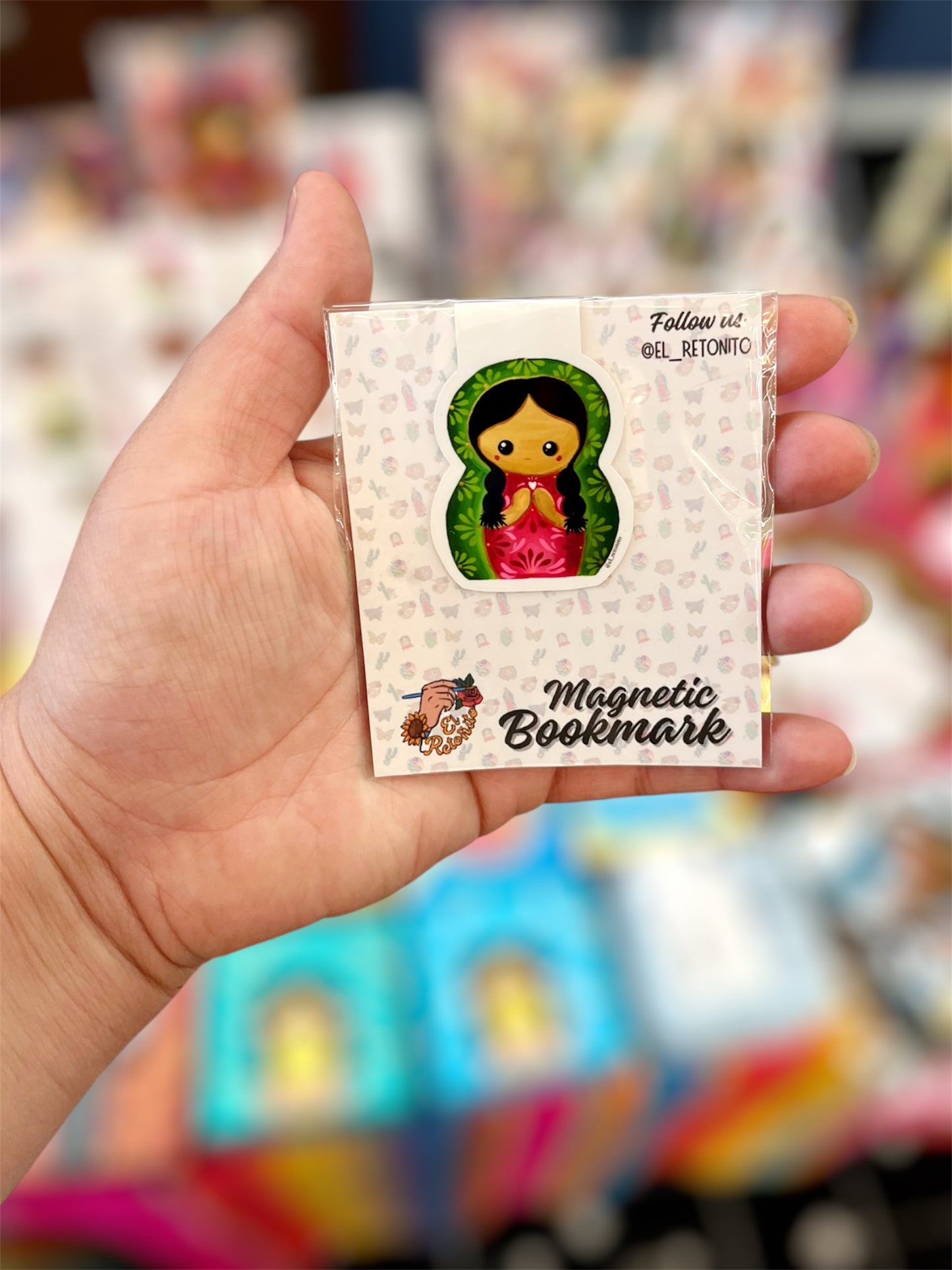 Lupita magnetic bookmark