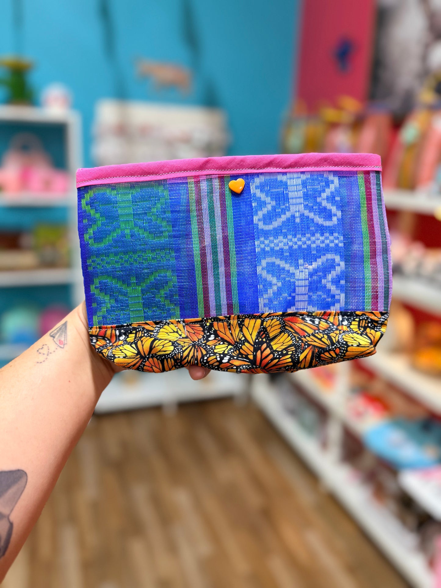 Mercadito makeup bag