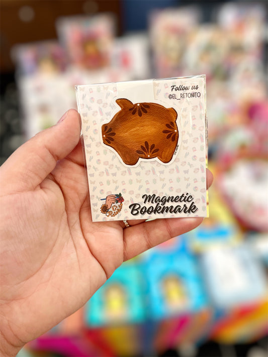 Marranito magnetic bookmark