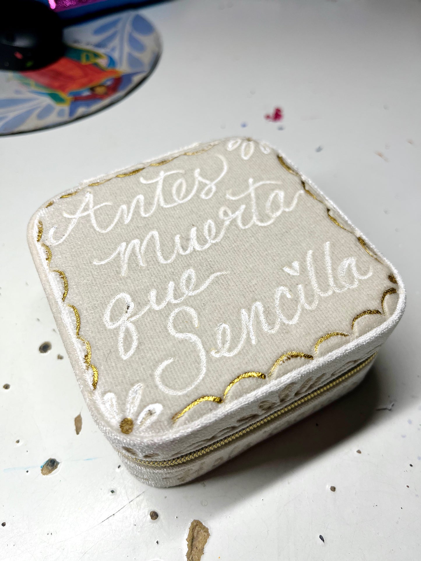 Antes muerta que sencilla