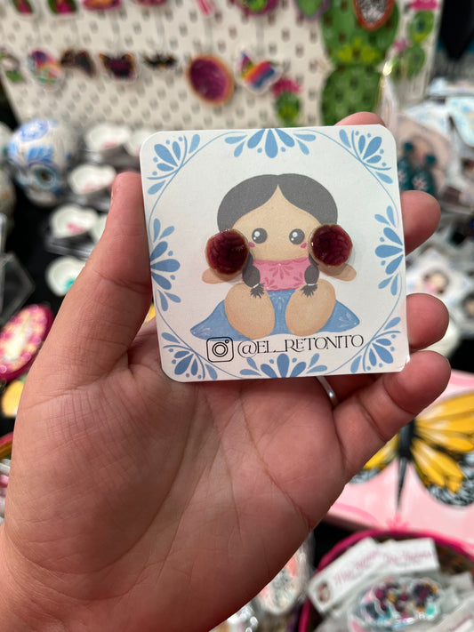 Concha stud earrings