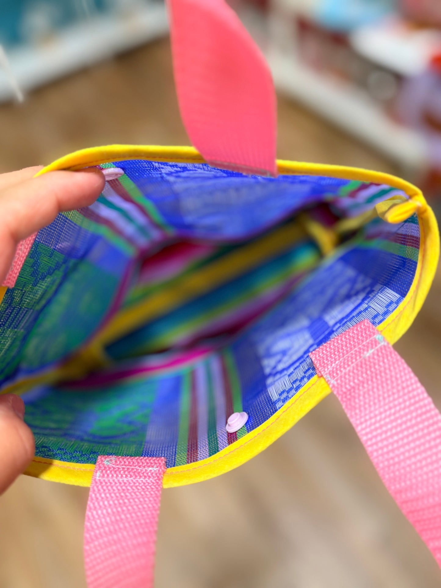 Mercadito makeup/handbag