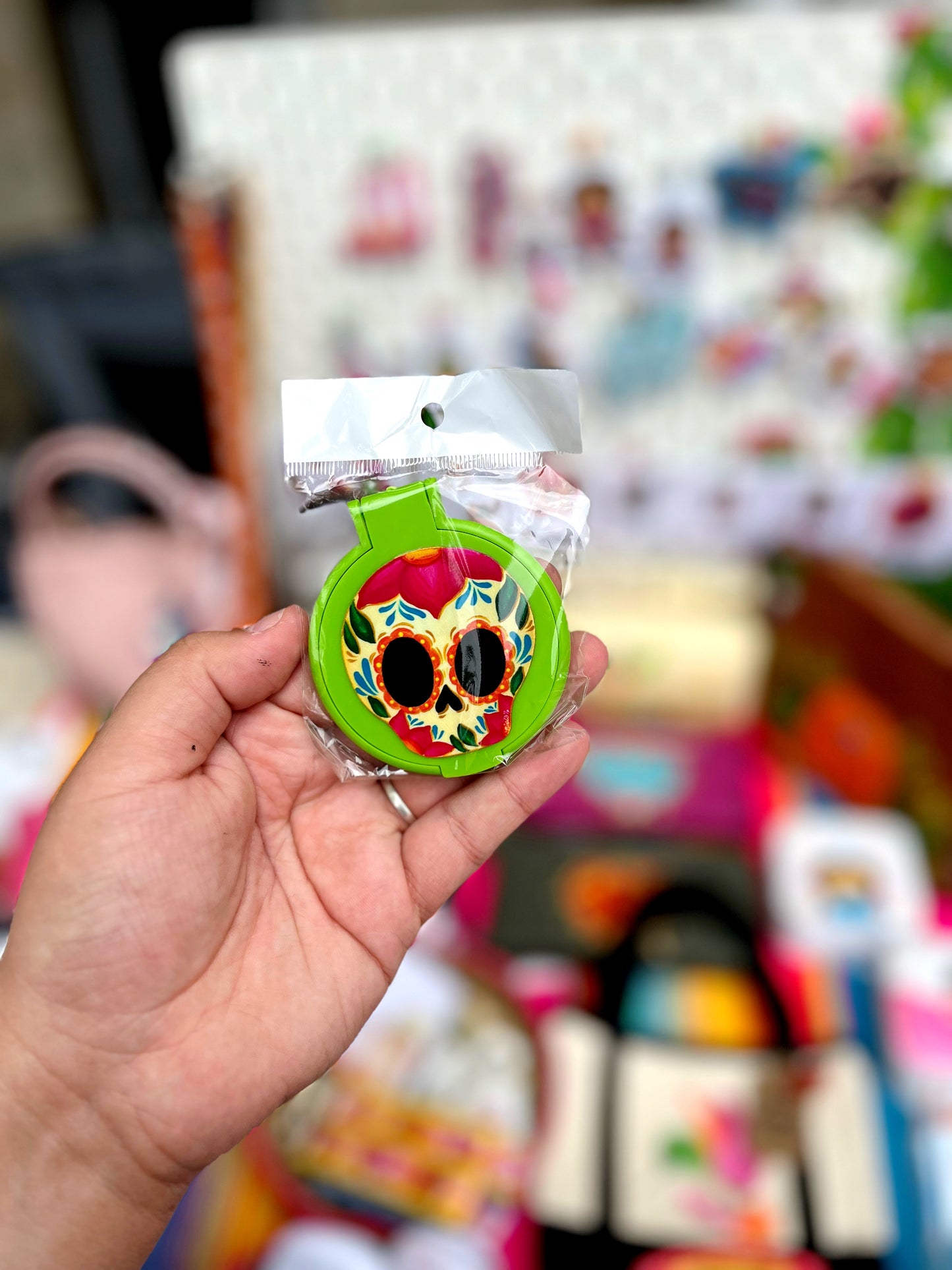 Calaverita compact mirror