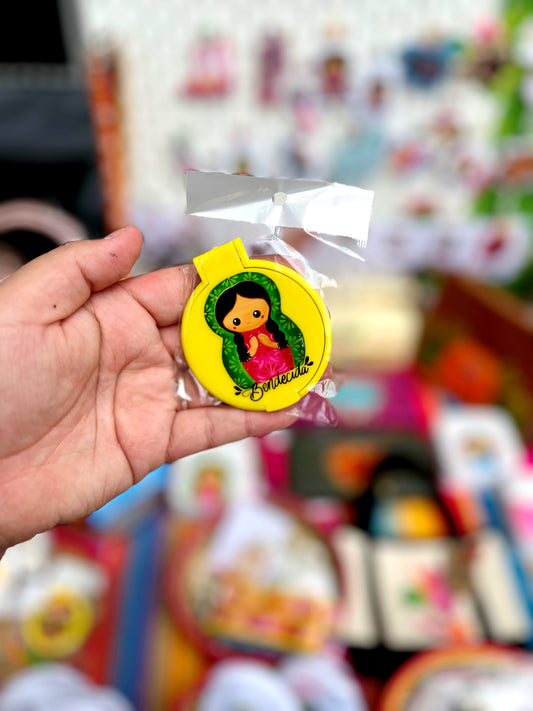 Virgencita compact mirror