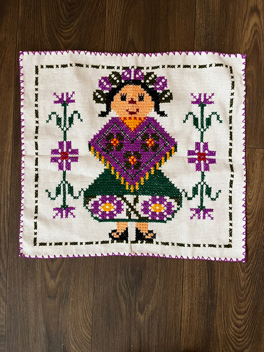 Muñeca Morada